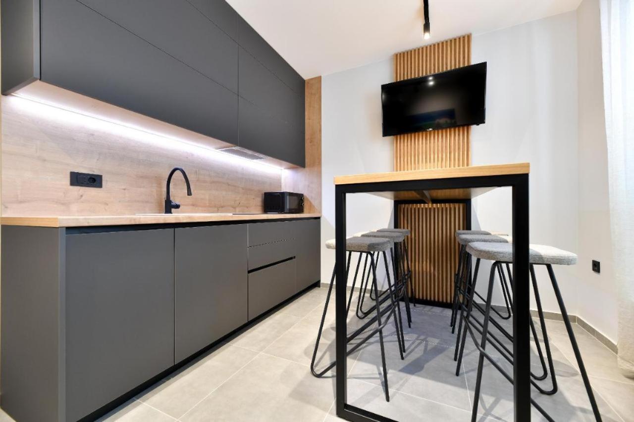 Maris Accommodation By Belmont Realty Zadar Exteriör bild
